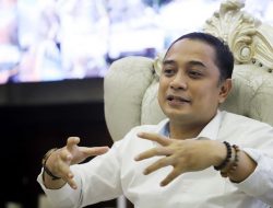 Wali kota Surabaya Minta Orang Tua Awasi Anak Untuk Antisipasi Hepatitis Akut