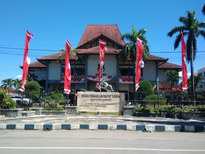 Kantor Dewan Perwakilan Rakyat Daerah (DPRD) Kabupaten Sumenep.