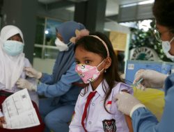 Pemkot Surabaya Pastikan Stok Vaksin Anak Usia 6-11 Tahun Aman