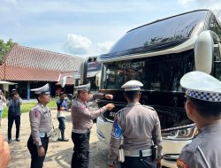 Jelang Arus Mudik 2023, Satlantas Cek Armada Bus di Terminal Arya Wiraraja Sumenep