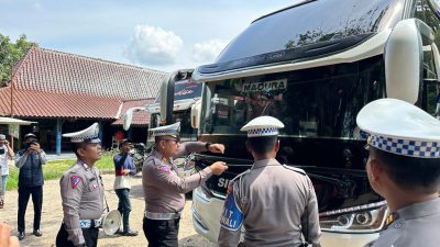 Jelang Arus Mudik 2023, Satlantas Cek Armada Bus di Terminal Arya Wiraraja Sumenep