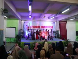 SD Al Hikmah Gelar Student Exhibition di Acara Penerimaan Rapor