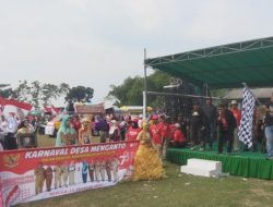 Meriahnya Karnaval Kemerdekaan Desa Menganto