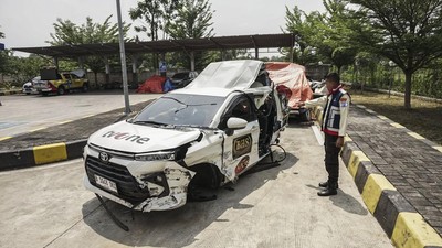 kecelakaan-kru-tv-one-di-tol