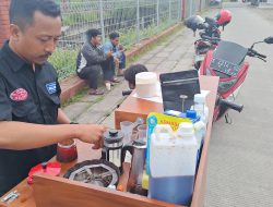 Kisah Inspiratif : Jualan Kopi Keliling Demi Masa Depan lebih Baik