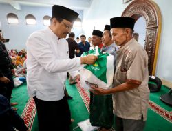 Safari Ramadan di Jatim, Gus Ipul : Bulan Puasa Bulan Berbagi