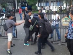 DPR Soroti Kasus Polisi Banting Wartawan Tempo