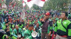 Ratusan Ojek Online Geruduk Mapolres Jombang, Tuntut Keadilan Kematian Affan