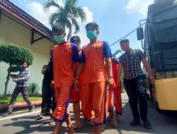 Ungkap Jaringan Nasional, Satreskoba Polres Jombang Amankan 5 Kg Ganja