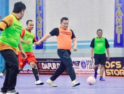Fun Futsal PWI Jombang Vs Polres Jombang Tutup Rangkaian Lomba Kamtibmas