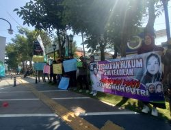 Aksi Keluarga Korban Sebani Jombang Tuntut Hukuman Mati bagi Pembunuh dan Pemerkosa