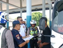 Gelar Razia Gabungan, Dishub Jombang Sasar Angkutan Barang dan Penumpang