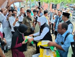 Stok Pangan Jatim Aman Hingga Akhir Tahun, Khofifah Gelar Pasar Murah ke-47 di Jombang