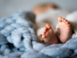 Gegerkan Warga Jogoroto Jombang, Bayi Baru Lahir Ditemukan Menangis di Halaman Rumah Warga