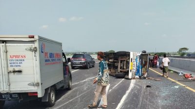 Kecelakaan Di tol Jombang Mojokerto