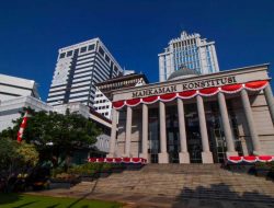 Proses Kilat Hanya 20 Hari Tanpa Partisipasi Publik, Tiga Advokat Resmi Gugat Revisi UU Polri ke MK
