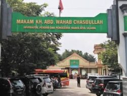 Makam KH Wahab Hasbullah Ramai Diziarahi Muktamirin