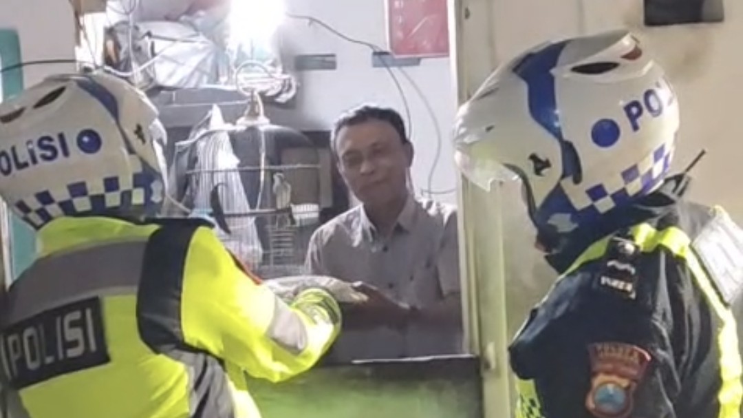 Sedekah Subuh Satlantas Polres Jombang